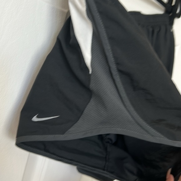 Nike Dri Fit Running Shorts - Black/Grey/White - Picture 4 of 4